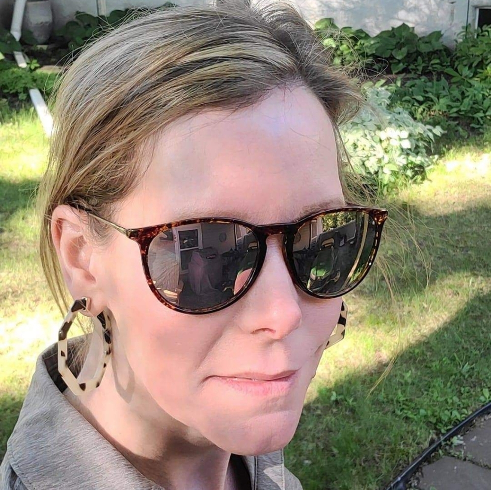 Meet your Posher, Jocelyn